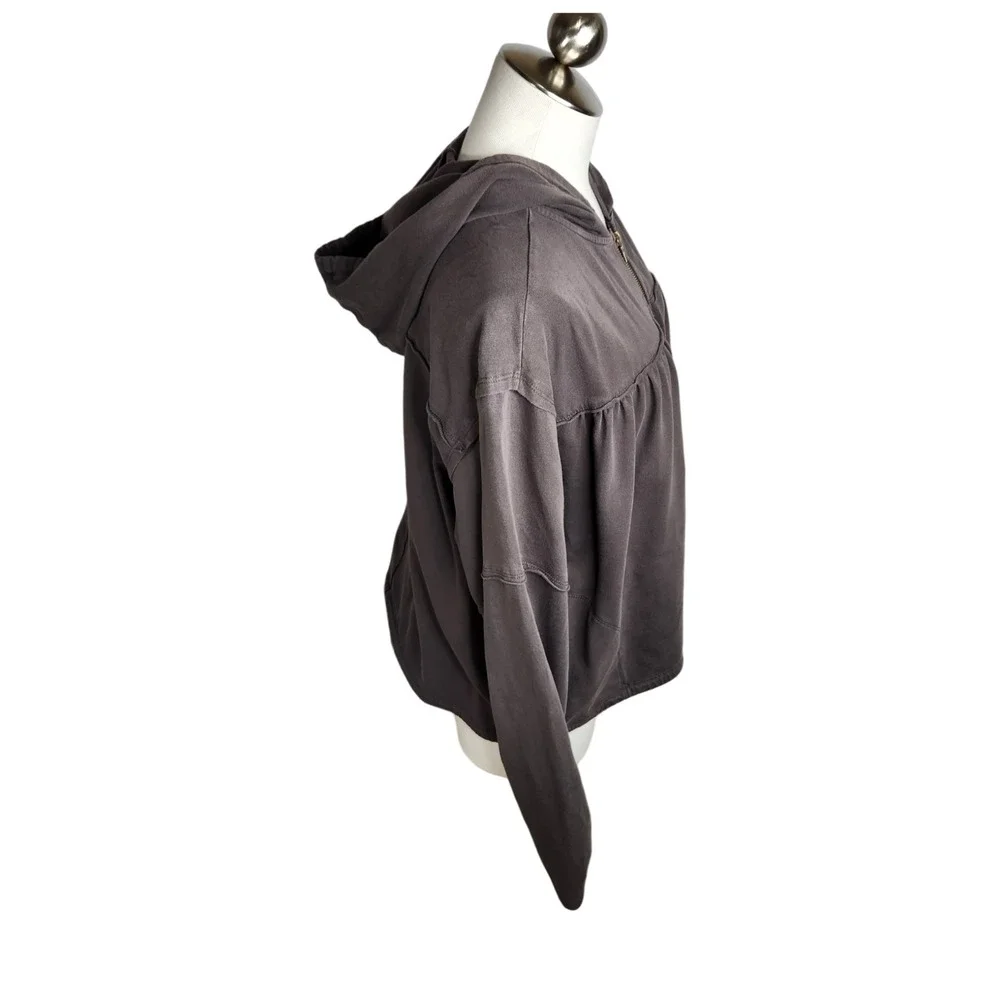 Young Fabulous‎ & Broke YFB Hoodie Size Medium Gray Full Zip Sweatshirt Comfy